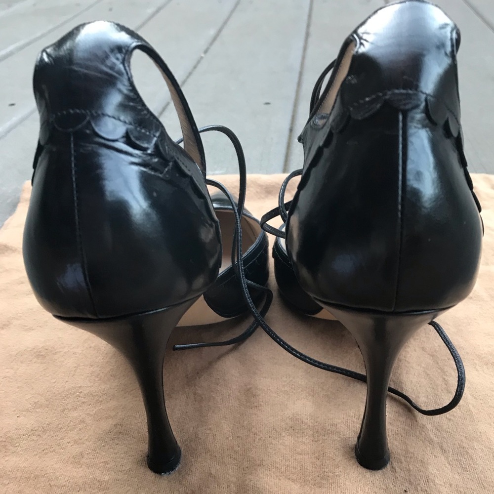 Manolo Blahnik - Picture 3 of 6